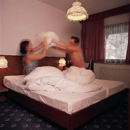 Lägenhet Appartementhotel Am Roemerweg 3*