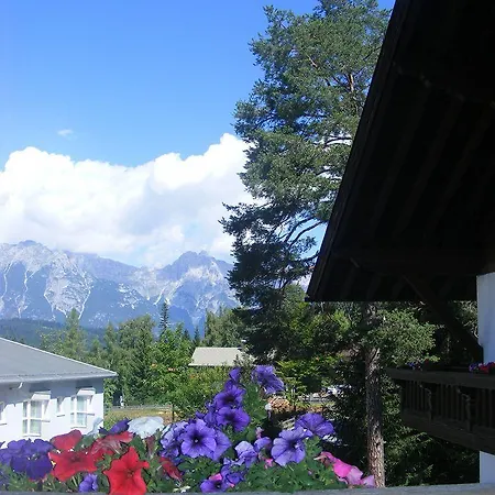 Appartementhotel Am Roemerweg Apartman