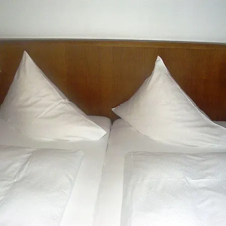 Appartementhotel Am Roemerweg Apartman